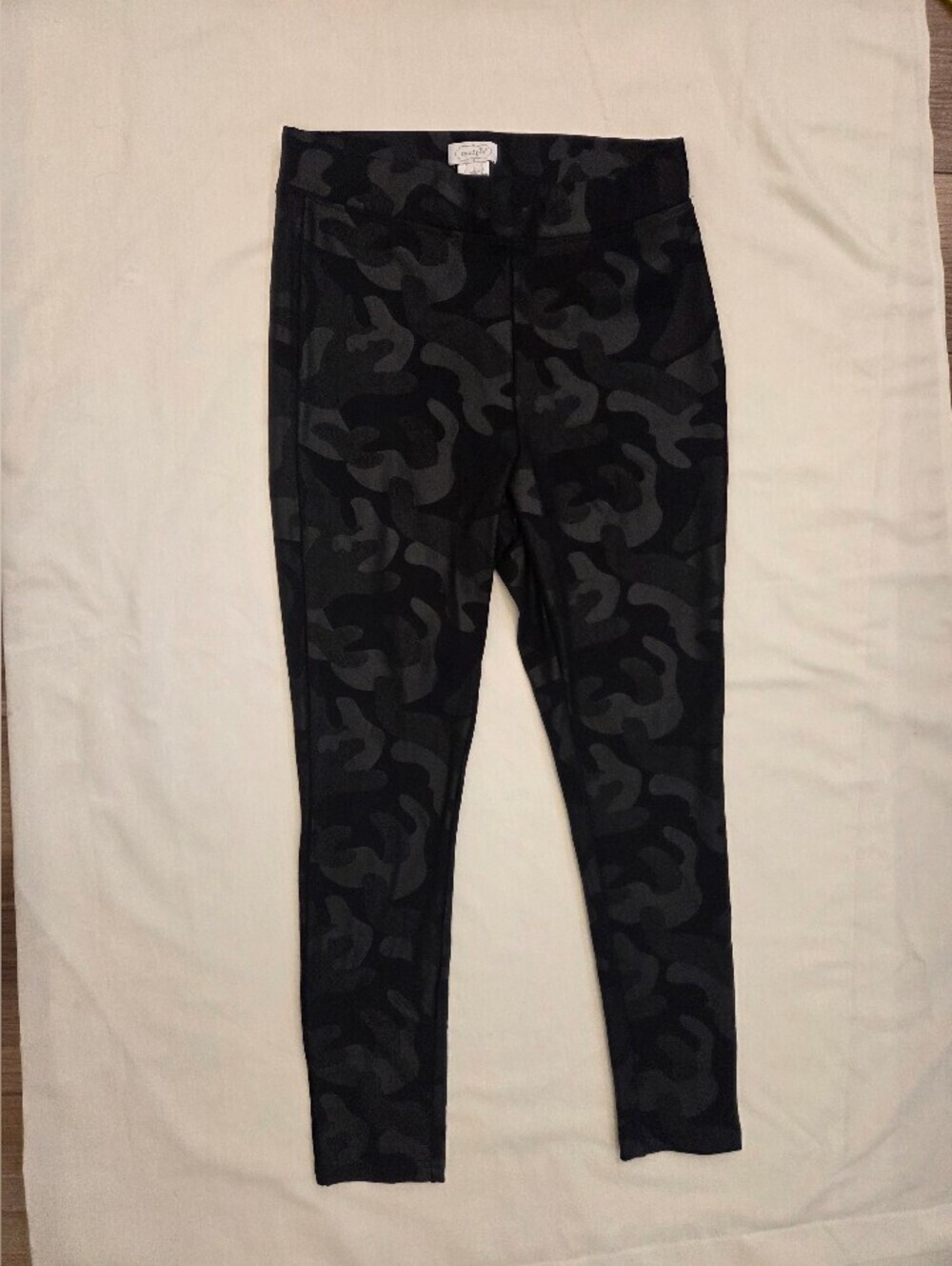 Mudpie pearson camo leggings black size Large